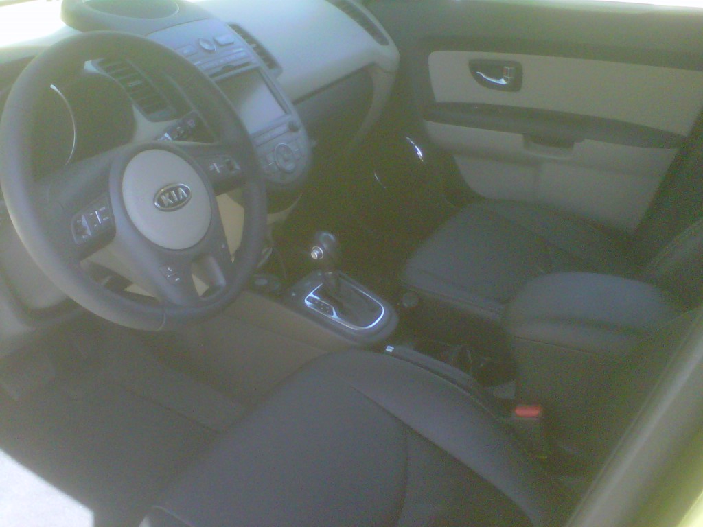 img01045-20120404-1210
