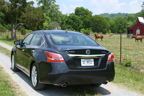 4-first-drive-2013-nissan-altima