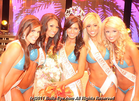 2011-hooters-swimsuit-pageant-62