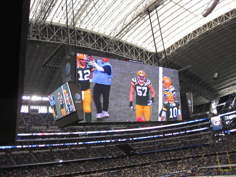 7-cowboys-stadium-big-screen